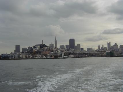 San Francisco from ferry (panorama 1)<br>Location: <a href="https://www.google.com/maps/search/?api=1&query=37.81874,-122.41435" target="_new">Alcatraz Ferry</a>